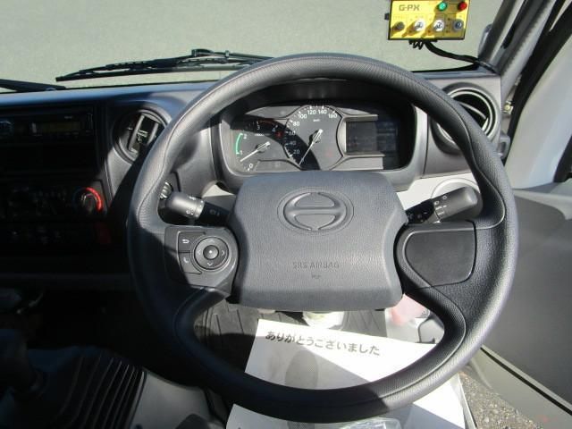 Hino DUTRO 2025-09 6596228-13
