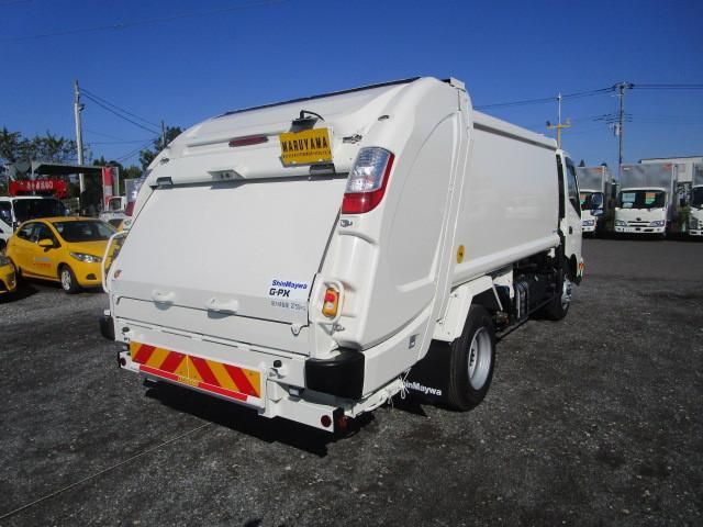 Hino DUTRO 2025-09 6596228-3