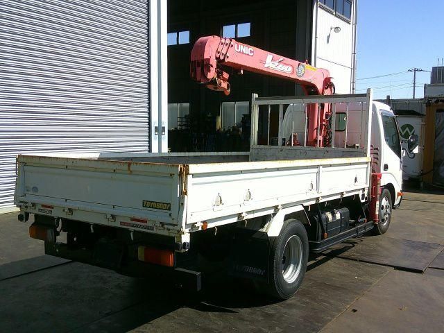 Hino DUTRO 2014-05 6596350-2