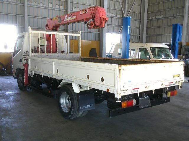 Hino DUTRO 2014-05 6596350-3