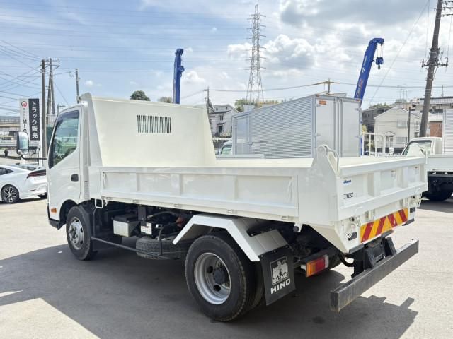 Hino DUTRO 2022-03 6596237-3