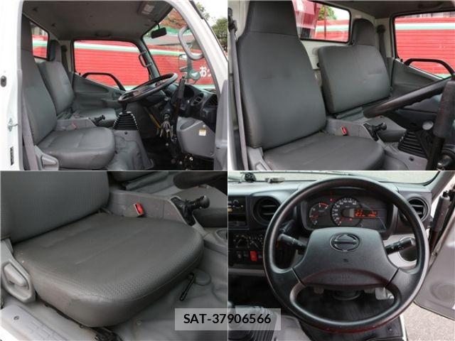 Hino DUTRO 2014-05 6611587-23