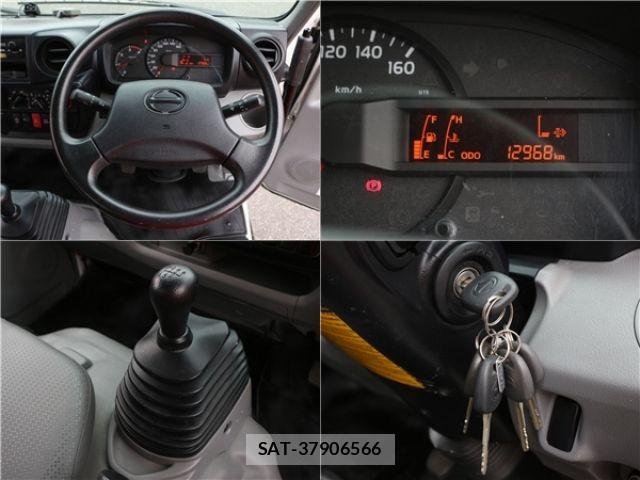 Hino DUTRO 2014-05 6611587-27
