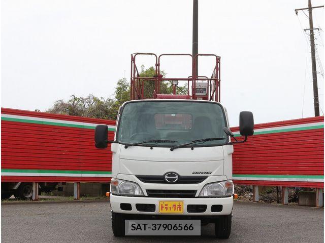 Hino DUTRO 2014-05 6611587-5