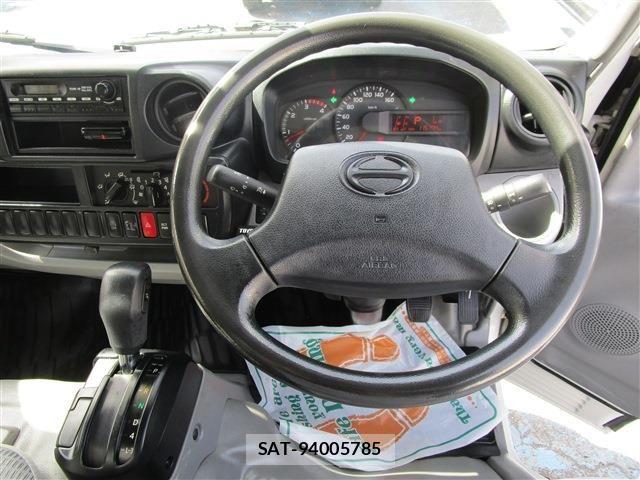 Hino DUTRO 2014-04 6611591-9