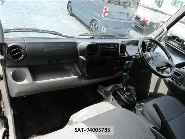 Hino DUTRO 2014-04 6611591-22