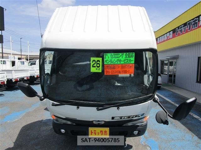 Hino DUTRO 2014-04 6611591-29