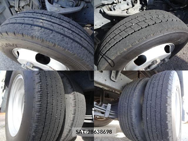 Hino DUTRO 2022-03 6611588-9