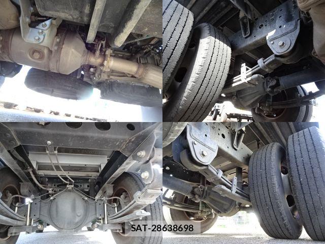 Hino DUTRO 2022-03 6611588-11