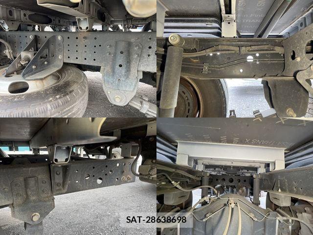 Hino DUTRO 2022-03 6611588-13