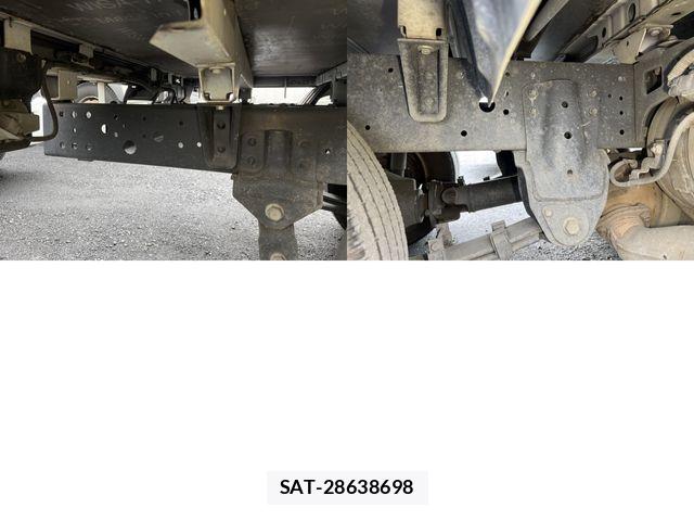 Hino DUTRO 2022-03 6611588-14