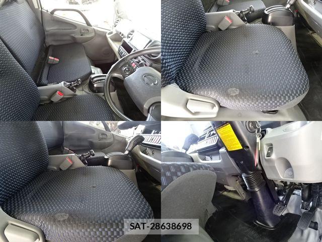 Hino DUTRO 2022-03 6611588-15