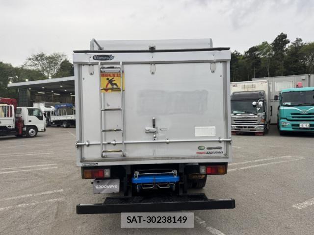 Hino DUTRO 2017-03 6641495-9
