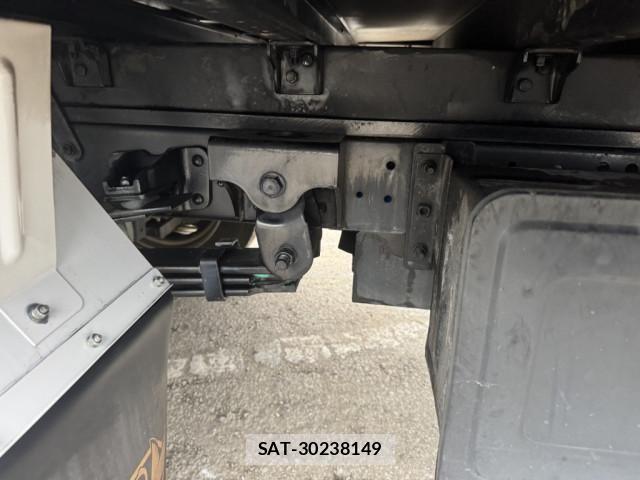 Hino DUTRO 2017-03 6641495-15