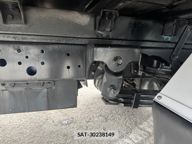 Hino DUTRO 2017-03 6641495-16