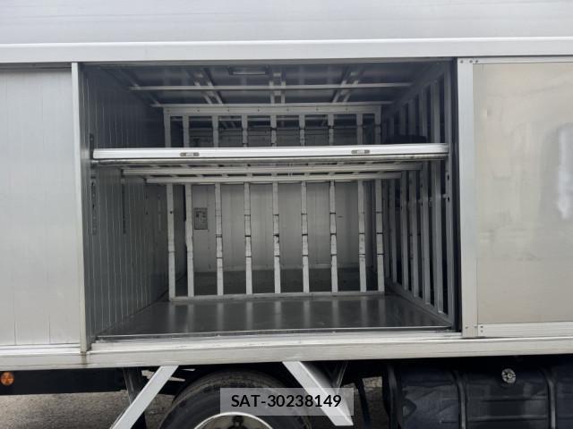Hino DUTRO 2017-03 6641495-8