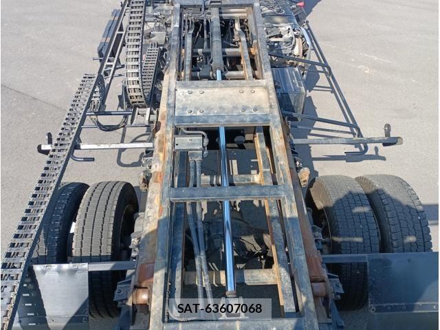 Hino DUTRO 2020-02 6641489-10