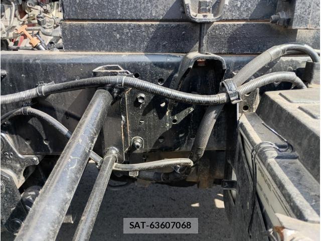 Hino DUTRO 2020-02 6641489-11