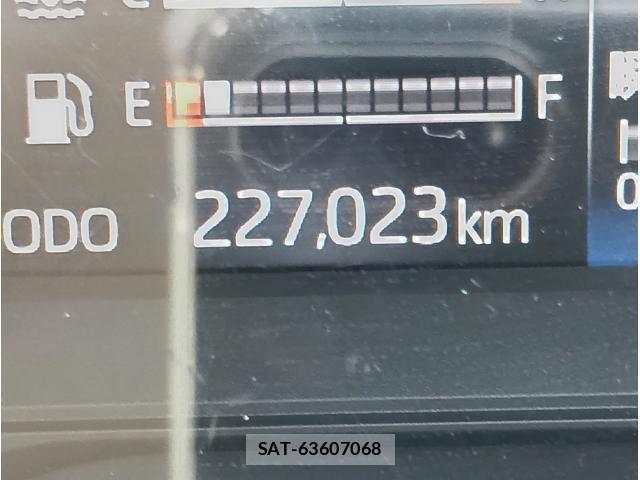 Hino DUTRO 2020-02 6641489-27
