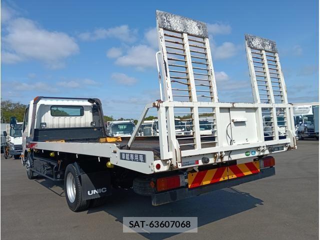Hino DUTRO 2020-02 6641489-3