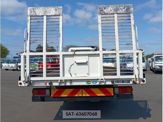 Hino DUTRO 2020-02 6641489-4