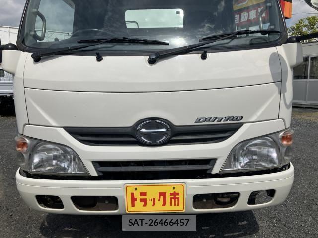 Hino DUTRO 2015-01 6641490-9