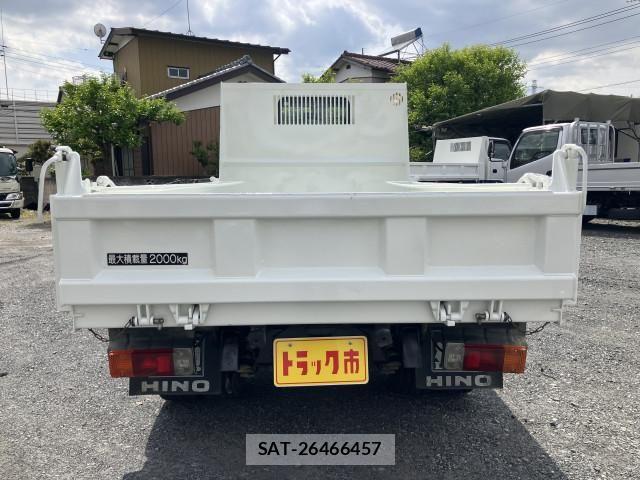 Hino DUTRO 2015-01 6641490-14
