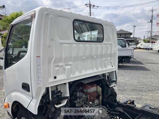 Hino DUTRO 2015-01 6641490-19