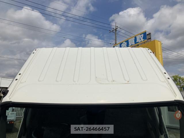 Hino DUTRO 2015-01 6641490-24