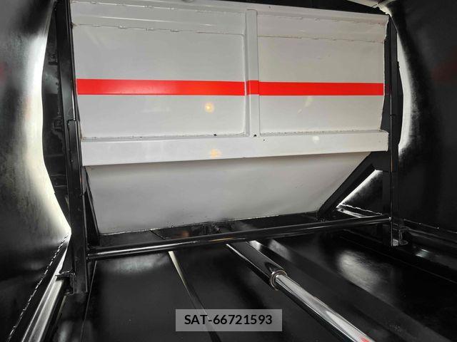 Hino DUTRO 2017-11 6641488-15
