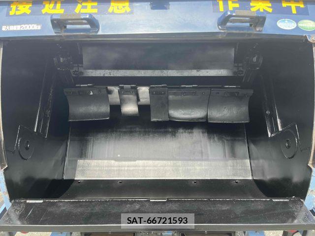 Hino DUTRO 2017-11 6641488-7