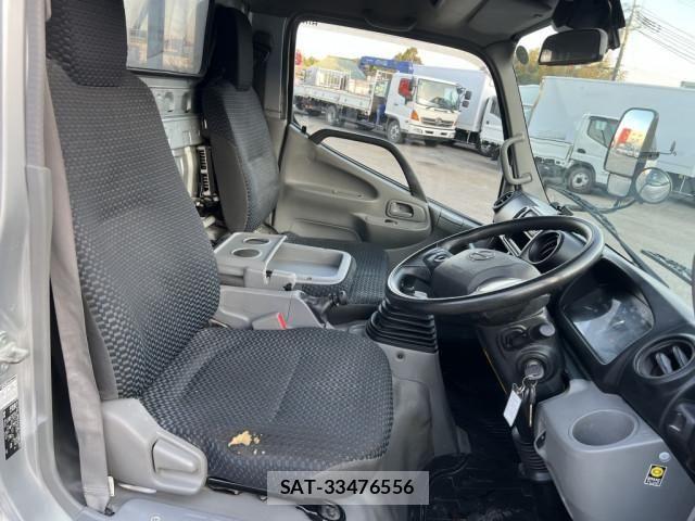 Hino DUTRO 2021-09 6675761-20
