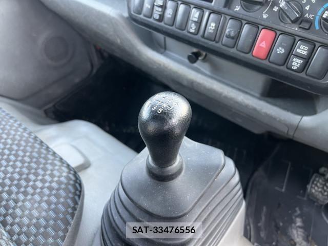Hino DUTRO 2021-09 6675761-23