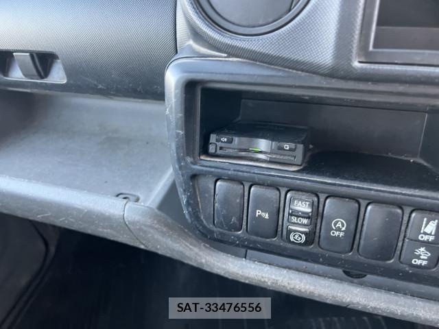 Hino DUTRO 2021-09 6675761-25