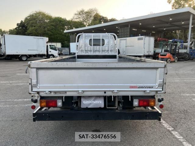 Hino DUTRO 2021-09 6675761-7