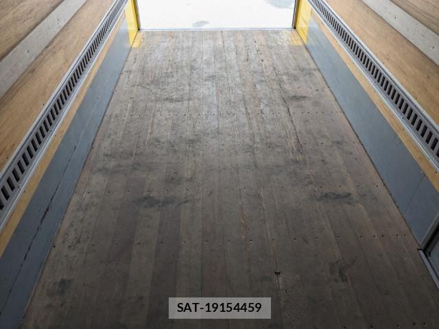 Hino DUTRO 2019-03 6675764-19