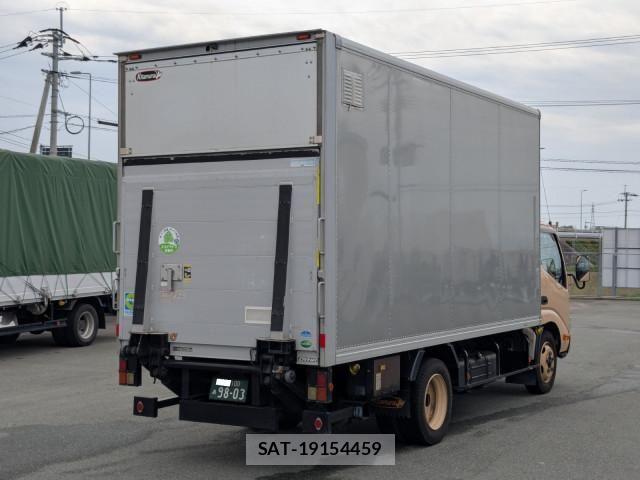 Hino DUTRO 2019-03 6675764-3