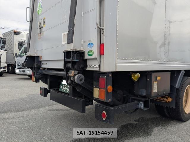 Hino DUTRO 2019-03 6675764-5