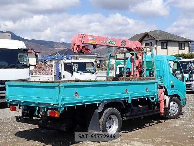 Hino DUTRO 2010-09 6675756-2