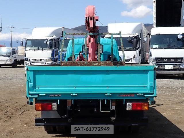 Hino DUTRO 2010-09 6675756-5