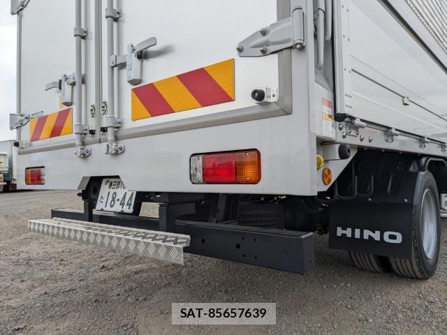 Hino DUTRO 2024-10 6675747-5