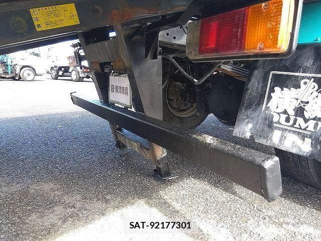 Hino DUTRO 2015-02 6675753-9