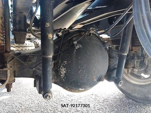 Hino DUTRO 2015-02 6675753-18