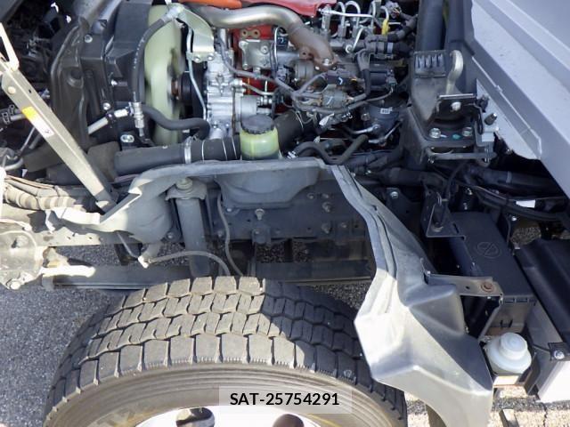 Hino DUTRO 2019-09 6675749-23