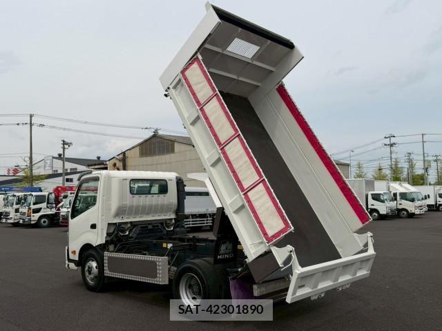 Hino DUTRO 2019-10 6675755-14
