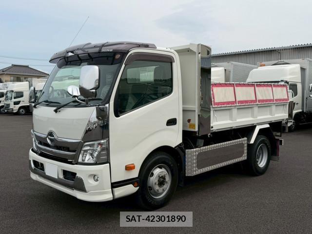 Hino DUTRO 2019-10 6675755-15