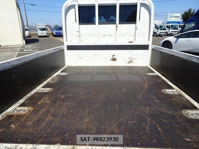 Hino DUTRO 2024-02 6675754-6
