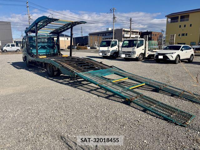 Hino DUTRO 2012-01 6675762-16