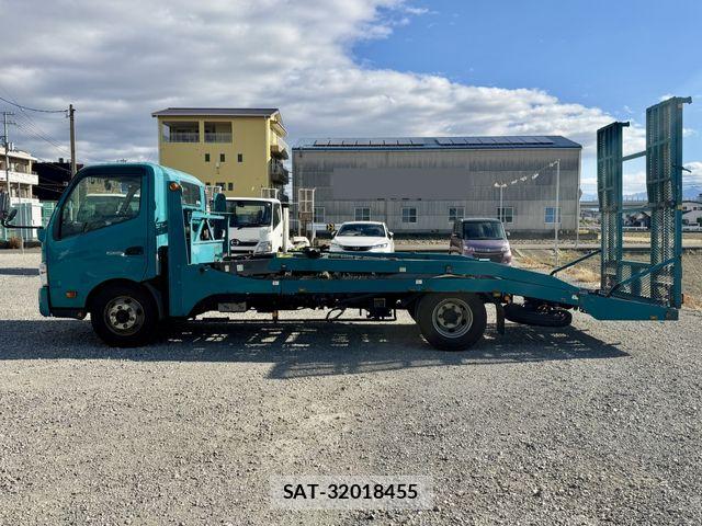 Hino DUTRO 2012-01 6675762-3