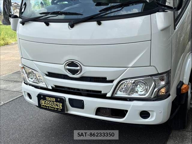 Hino DUTRO 2021-06 6682643-17